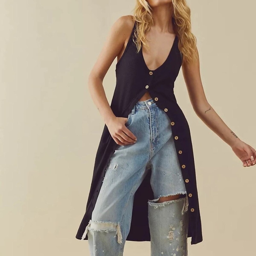 We the free Gia long vest